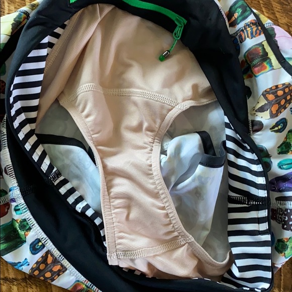 SOLD. SW Bugs speed Sz 6 - Picture 2 of 4